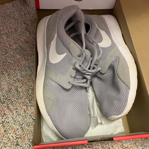 NIKE ROSHE - Picture 2 of 4